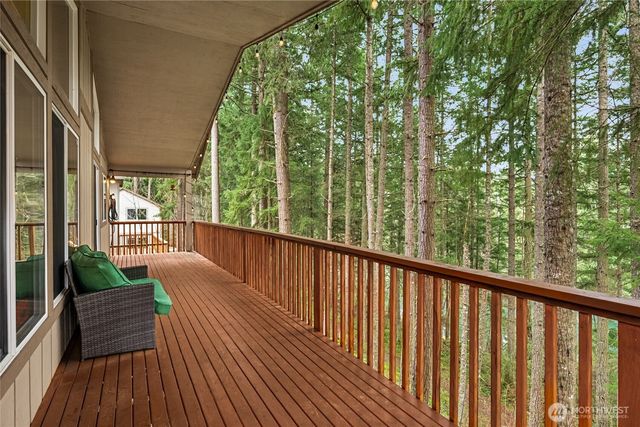 17631 Clear Lake Boulevard SE, Yelm, WA 98597