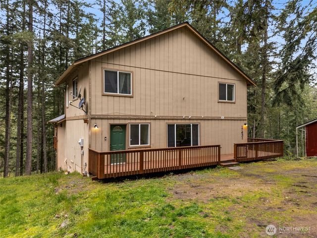 17631 Clear Lake Boulevard SE, Yelm, WA 98597