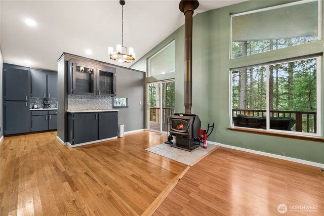17631 Clear Lake Boulevard SE, Yelm, WA 98597