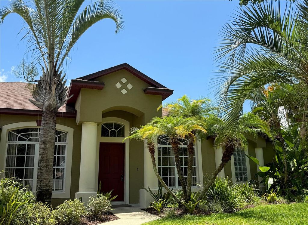 4920 E LAKE COVE BOULEVARD, St Cloud, FL 34771