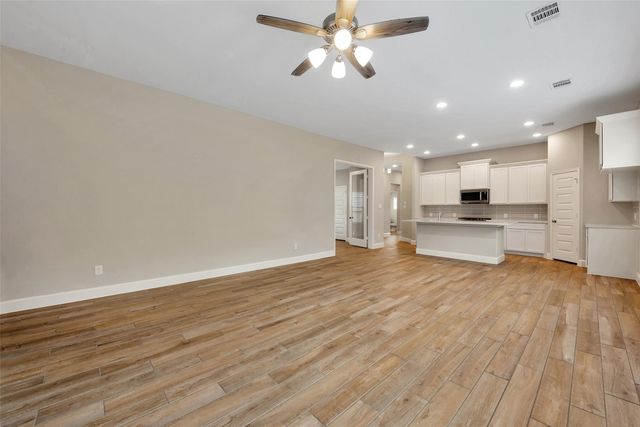 1328 Wicklow Forest Street, Magnolia, TX 77354
