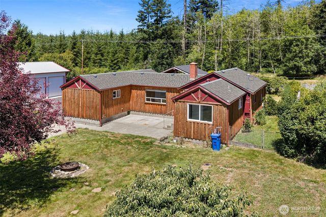 1296 Centralia Alpha Rd, Chehalis, WA 98532