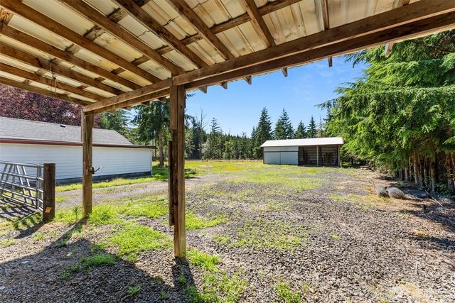 1296 Centralia Alpha Rd, Chehalis, WA 98532