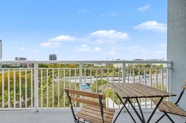 275 NE 18th St 703, Miami, FL 33132