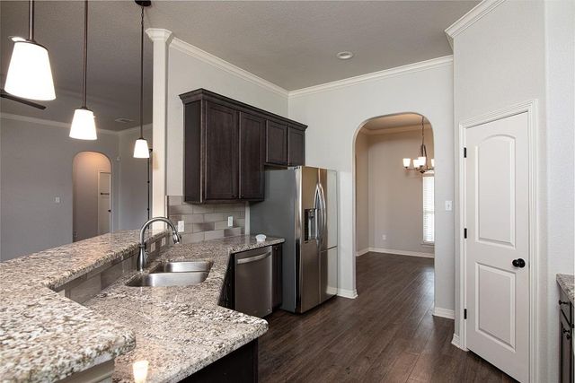 120 Metheglin DR, Temple, TX 76502