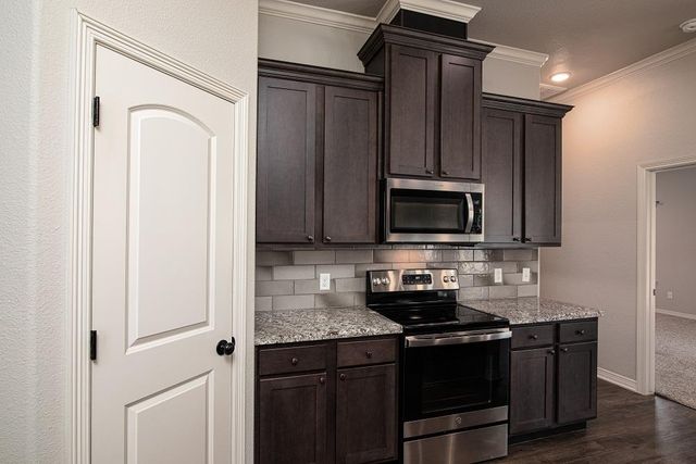 120 Metheglin DR, Temple, TX 76502