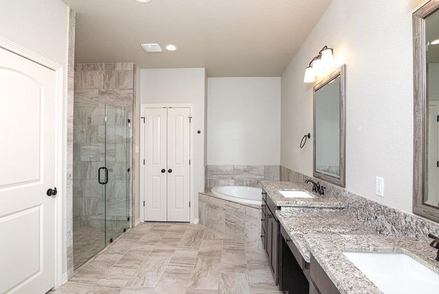 120 Metheglin DR, Temple, TX 76502