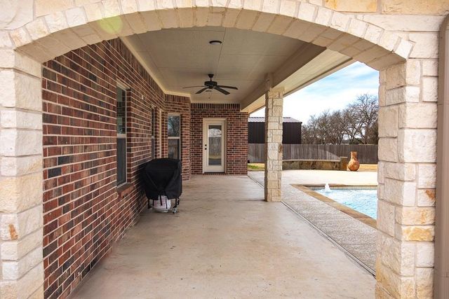 120 Metheglin DR, Temple, TX 76502