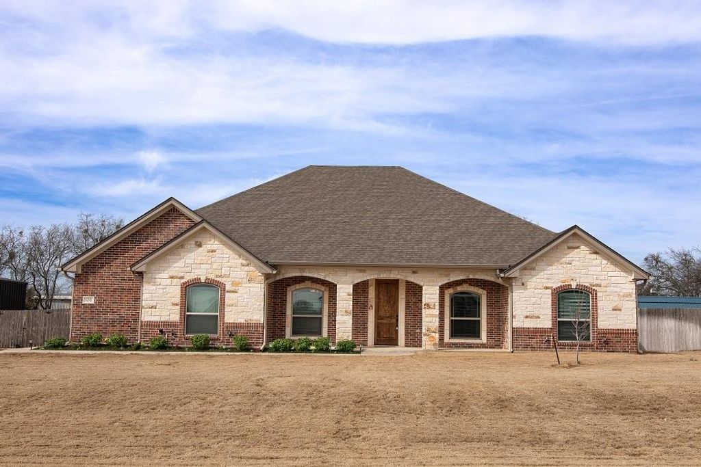 120 Metheglin DR, Temple, TX 76502