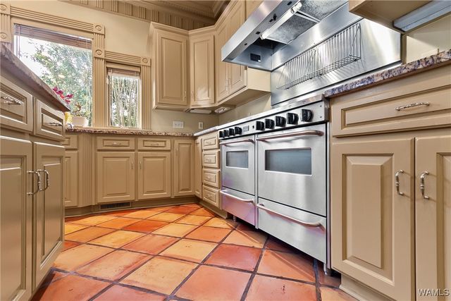 1277 Wellesley Green, Tuscaloosa, AL 35406