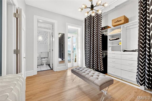 4624 Pershing Place, St Louis, MO 63108