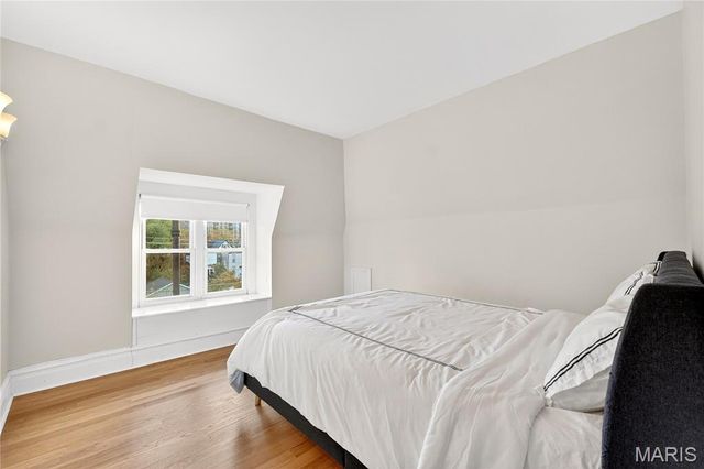 4624 Pershing Place, St Louis, MO 63108