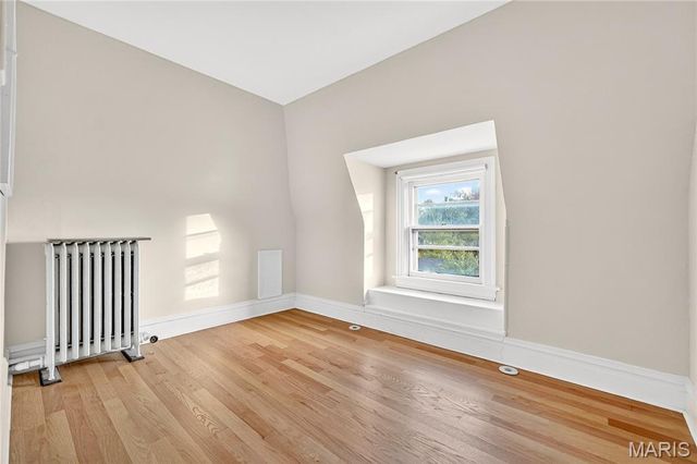 4624 Pershing Place, St Louis, MO 63108