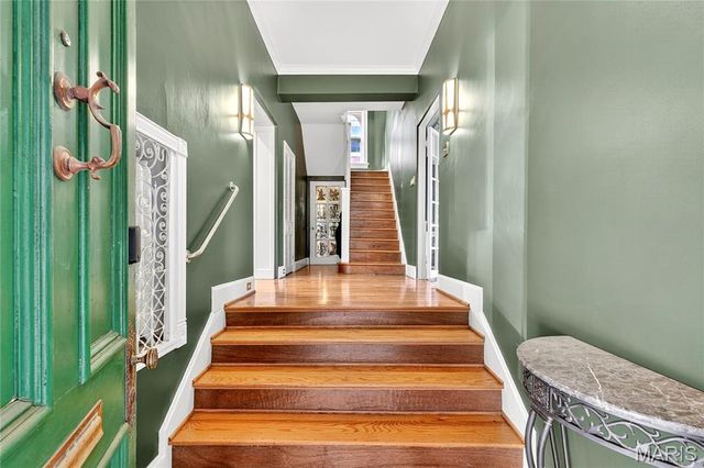 4624 Pershing Place, St Louis, MO 63108