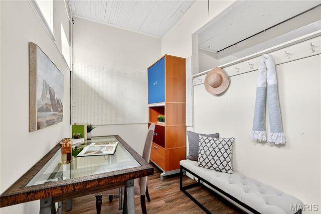 4624 Pershing Place, St Louis, MO 63108