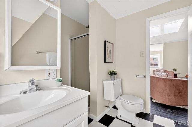 4624 Pershing Place, St Louis, MO 63108