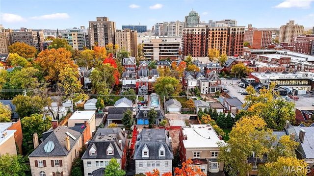 4624 Pershing Place, St Louis, MO 63108