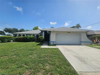 1715 Hancock Bridge PKWY, Cape Coral, FL 33990