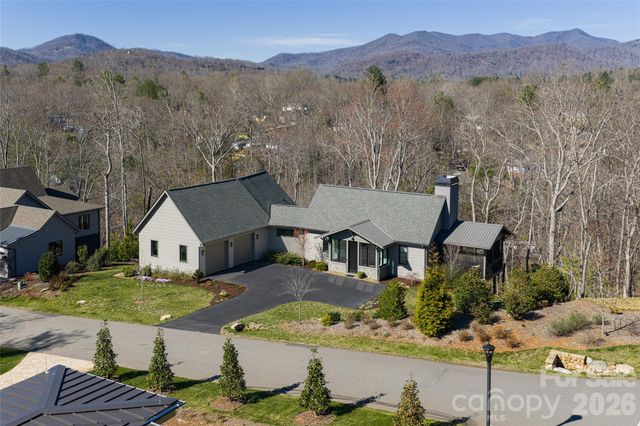 162 Riverbend Forest Drive, Asheville, NC 28805