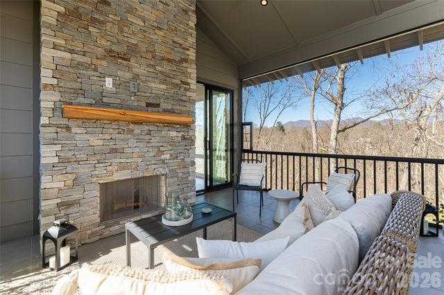 162 Riverbend Forest Drive, Asheville, NC 28805