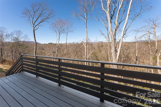 162 Riverbend Forest Drive, Asheville, NC 28805