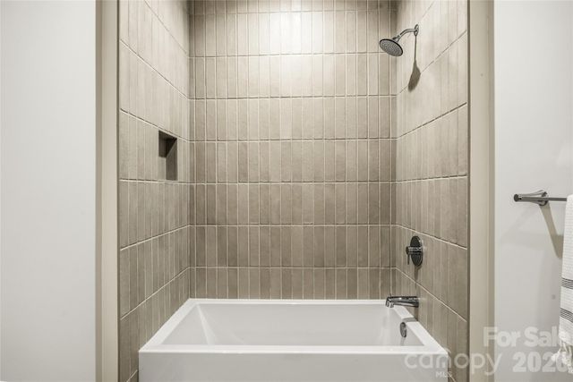 162 Riverbend Forest Drive, Asheville, NC 28805