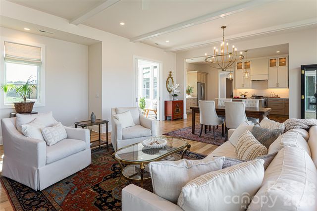 162 Riverbend Forest Drive, Asheville, NC 28805