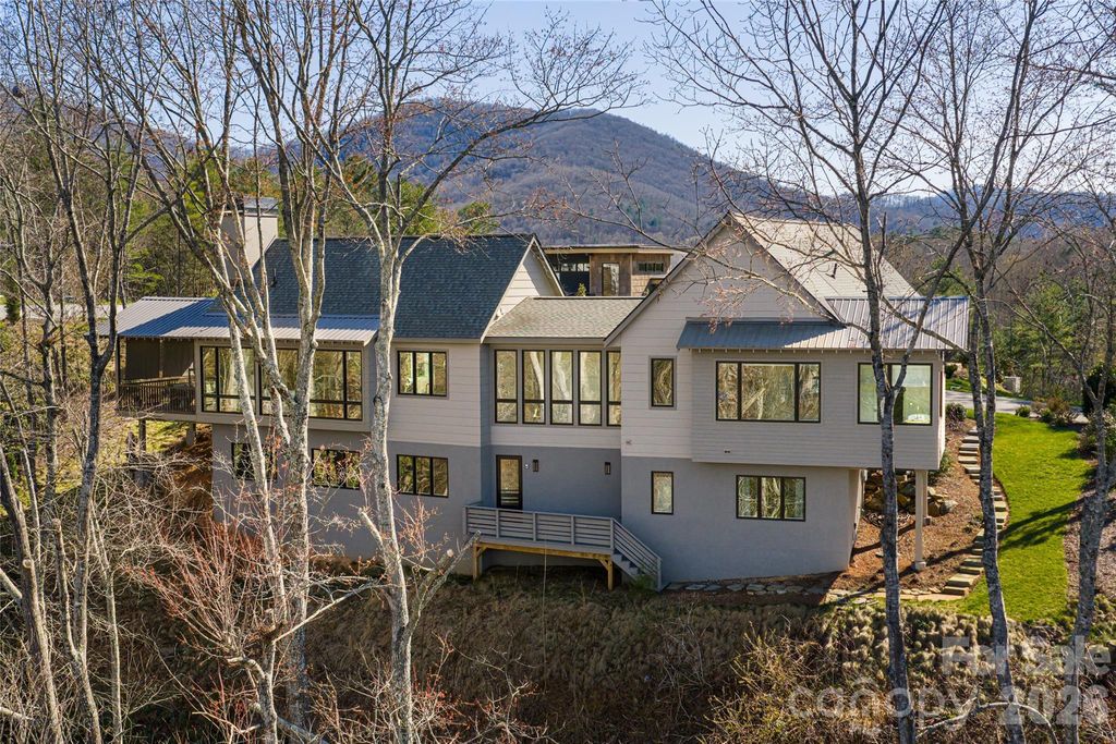 162 Riverbend Forest Drive, Asheville, NC 28805