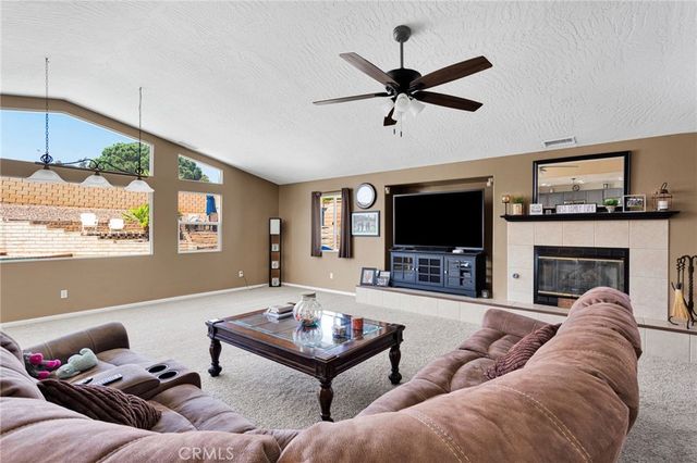 20134 Skyline Ranch Drive, Apple Valley, CA 92308