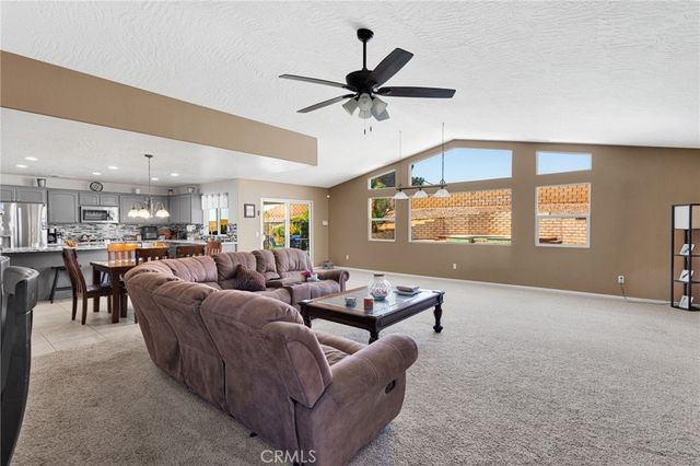 20134 Skyline Ranch Drive, Apple Valley, CA 92308