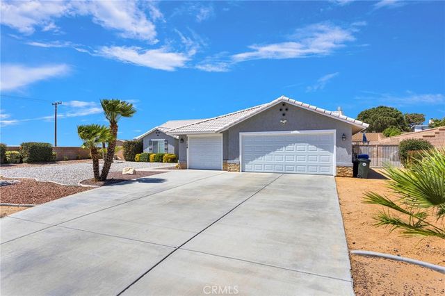 20134 Skyline Ranch Drive, Apple Valley, CA 92308
