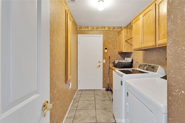 20134 Skyline Ranch Drive, Apple Valley, CA 92308