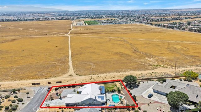 20134 Skyline Ranch Drive, Apple Valley, CA 92308