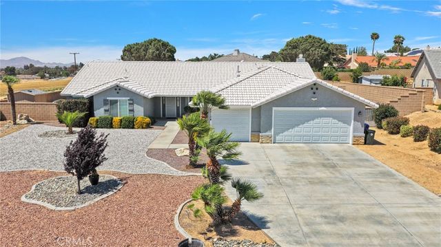 20134 Skyline Ranch Drive, Apple Valley, CA 92308