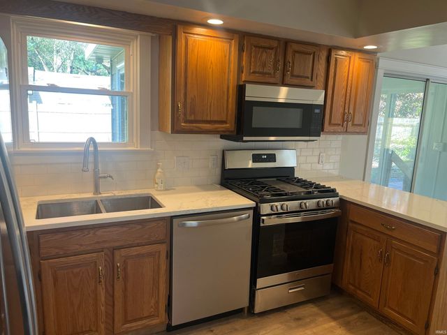 54529 Merry Drive Drive, Elkhart, IN 46516