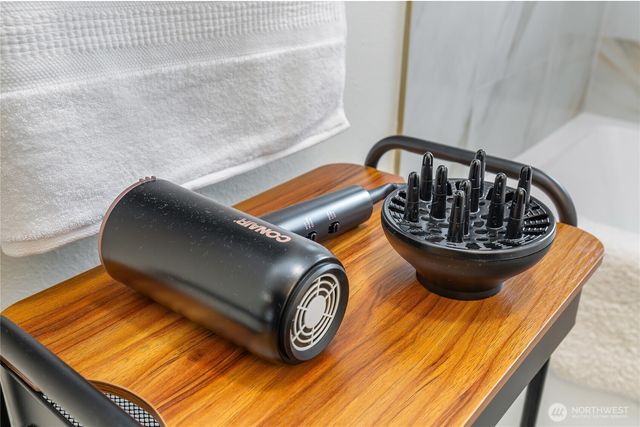 293 146th Place NE, Bellevue, WA 98007