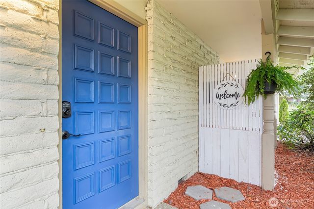 293 146th Place NE, Bellevue, WA 98007