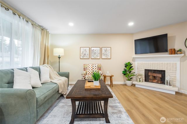 293 146th Place NE, Bellevue, WA 98007