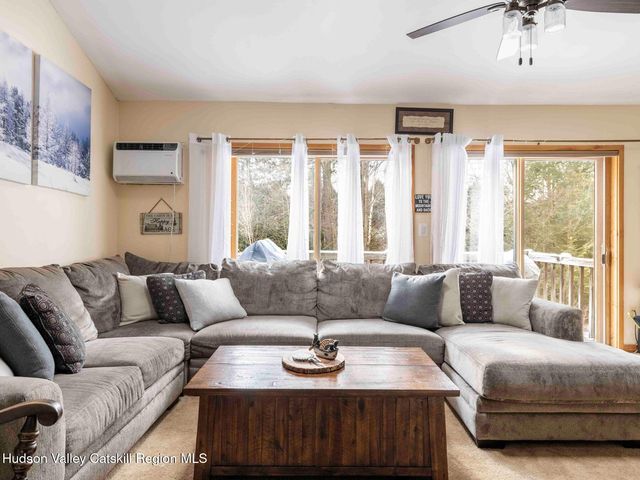 76 Loo Bridge Lane 12 B, Windham, NY 12496