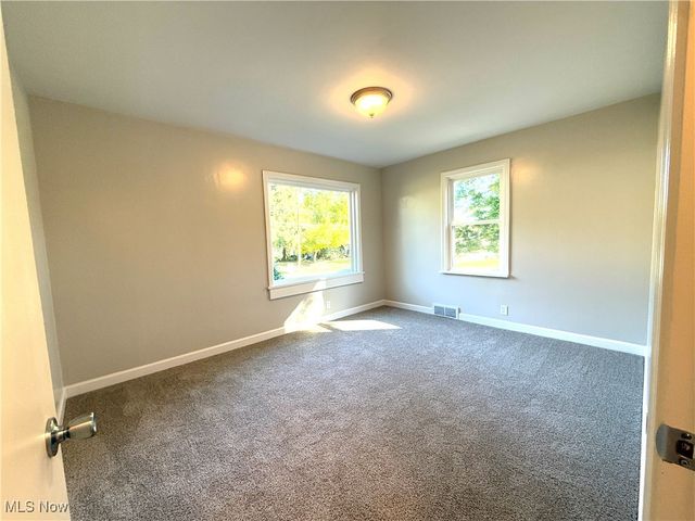 7978 Parkford Street NW, Massillon, OH 44646