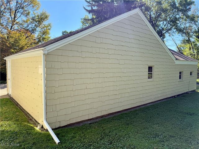 7978 Parkford Street NW, Massillon, OH 44646