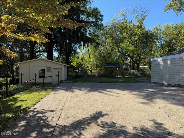 7978 Parkford Street NW, Massillon, OH 44646