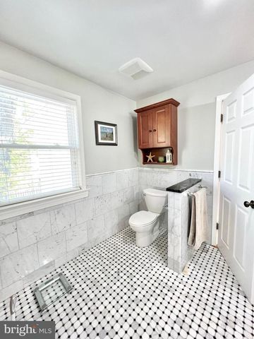 7113 MARLAN DR, Alexandria, VA 22307