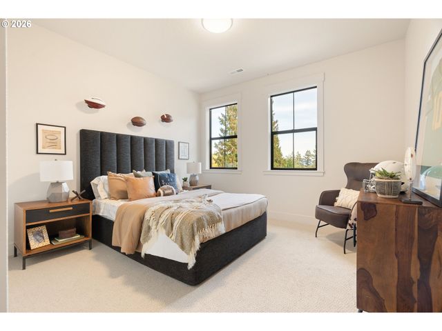 6157 SKYLINE Dr, West Linn, OR 97068
