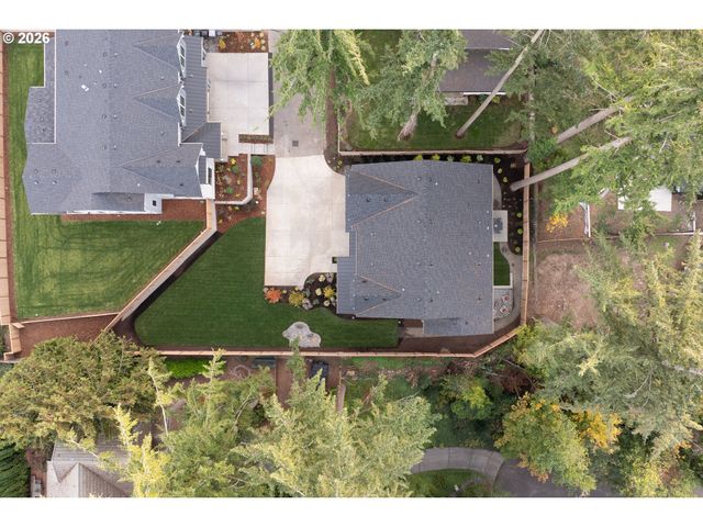 6157 SKYLINE Dr, West Linn, OR 97068