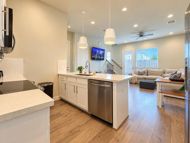 5926 Jasper Jones Way, Houston, TX 77091