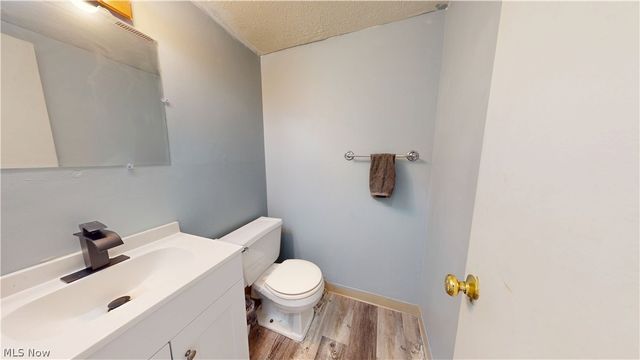5465 Millwood Lane 40-C, Willoughby, OH 44094