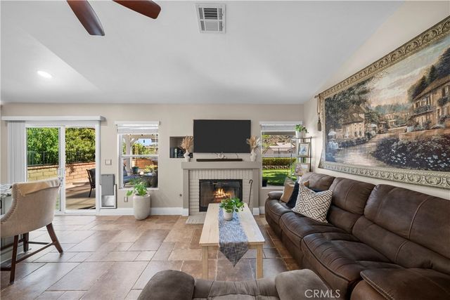 27908 Rainier Road, Castaic, CA 91384