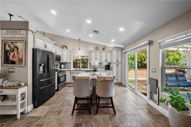 27908 Rainier Road, Castaic, CA 91384