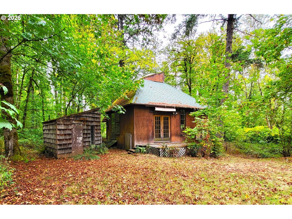 82147 Lost Valley Ln, Dexter, OR 97431